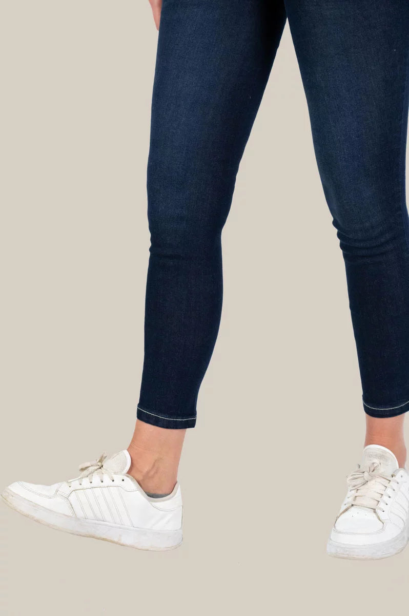 Denim brut taille haute