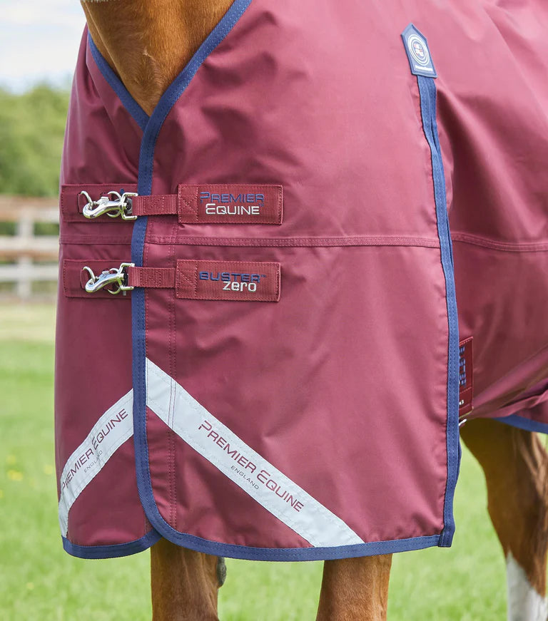 Buster zero turnout rug