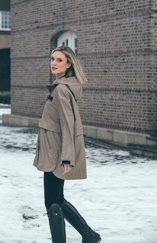 Pikeur rain poncho latte